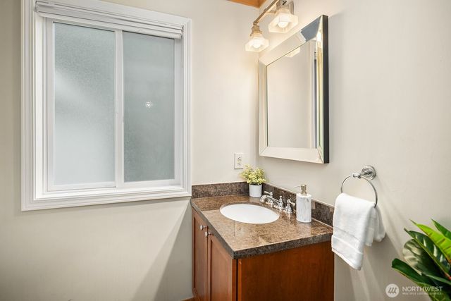 4662 244th Place SE, Issaquah, WA 98029