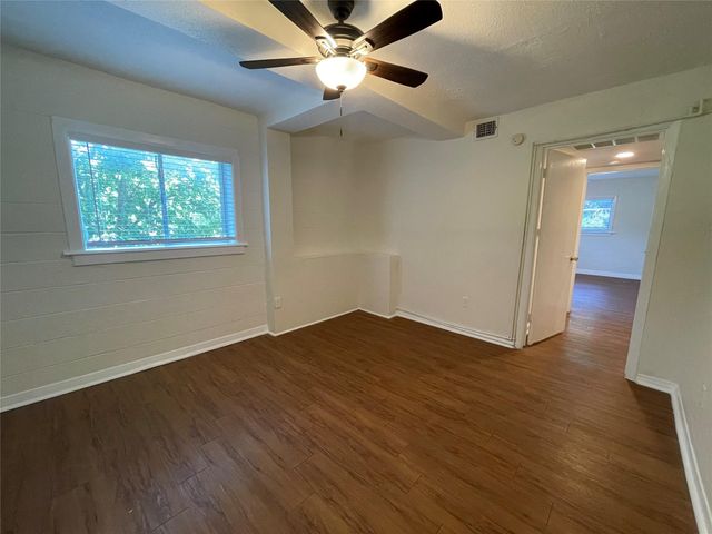 3106 Duval ST 101, Austin, TX 78705