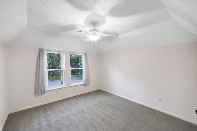 6 S Buck Ridge, The Woodlands, TX 77381