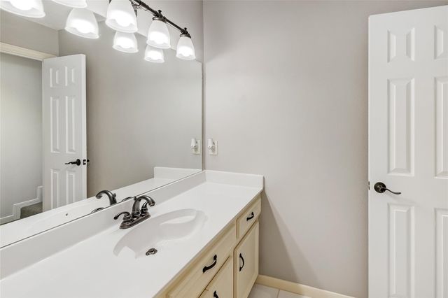 6 S Buck Ridge, The Woodlands, TX 77381