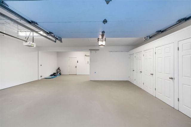 6 S Buck Ridge, The Woodlands, TX 77381