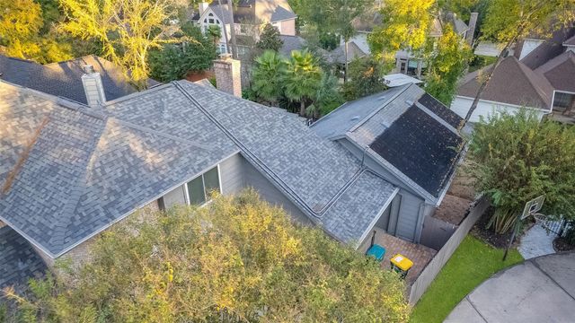 6 S Buck Ridge, The Woodlands, TX 77381