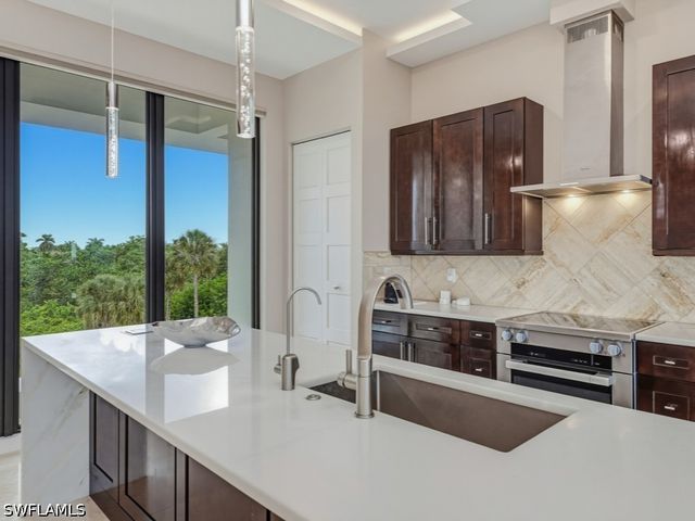 706 Waterside DR, Marco Island, FL 34145