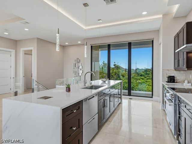 706 Waterside DR, Marco Island, FL 34145