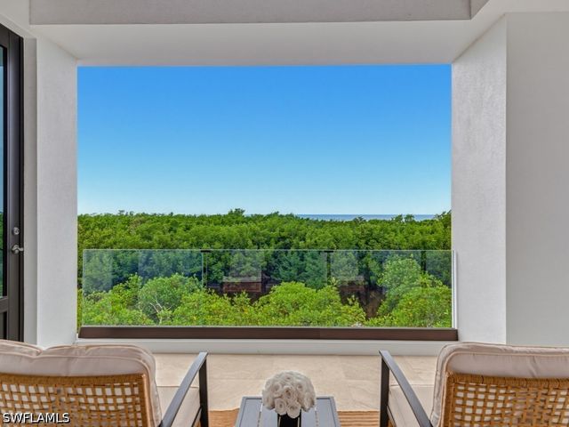 706 Waterside DR, Marco Island, FL 34145