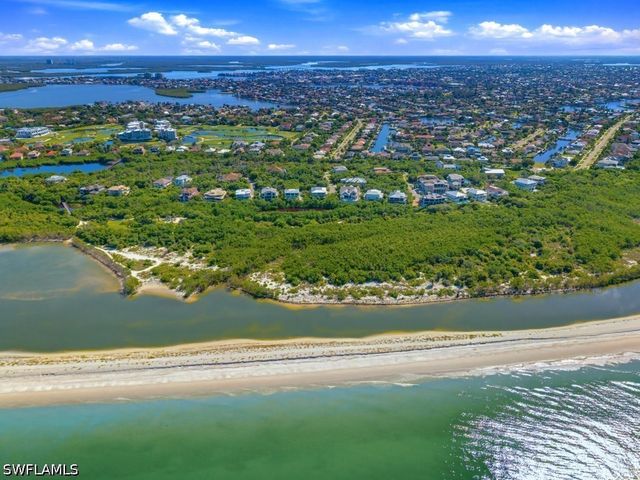 706 Waterside DR, Marco Island, FL 34145