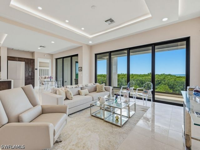 706 Waterside DR, Marco Island, FL 34145