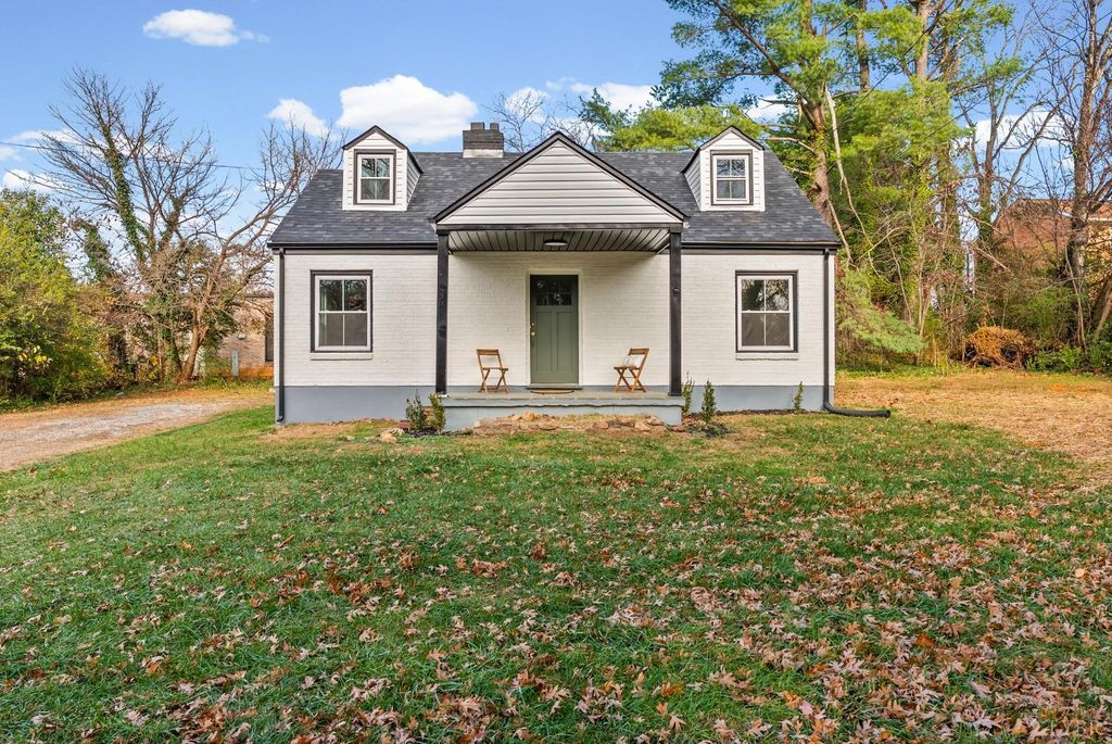 80 Homewood Dr, Lynchburg, VA 24502