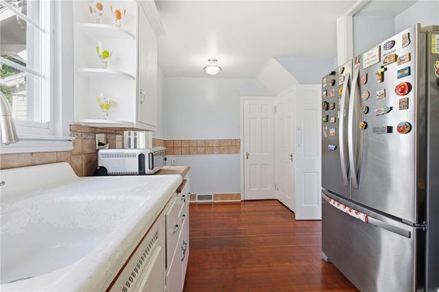 2215 East Pennsylvania Street, Allentown City, PA 18109