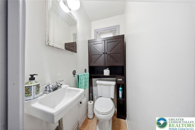 2215 East Pennsylvania Street, Allentown City, PA 18109