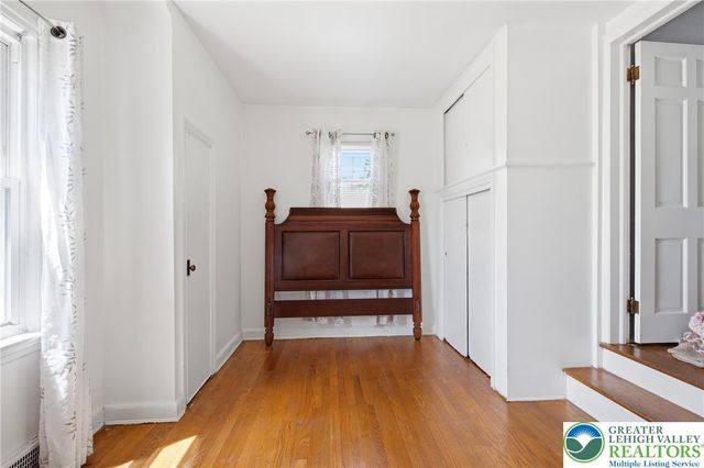 2215 East Pennsylvania Street, Allentown City, PA 18109