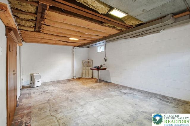 2215 East Pennsylvania Street, Allentown City, PA 18109