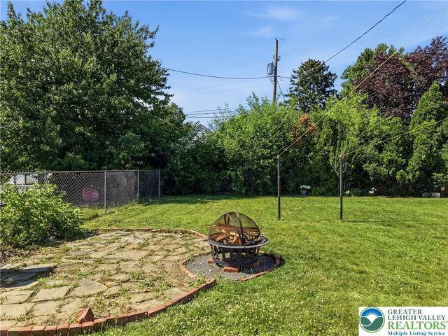 2215 East Pennsylvania Street, Allentown City, PA 18109
