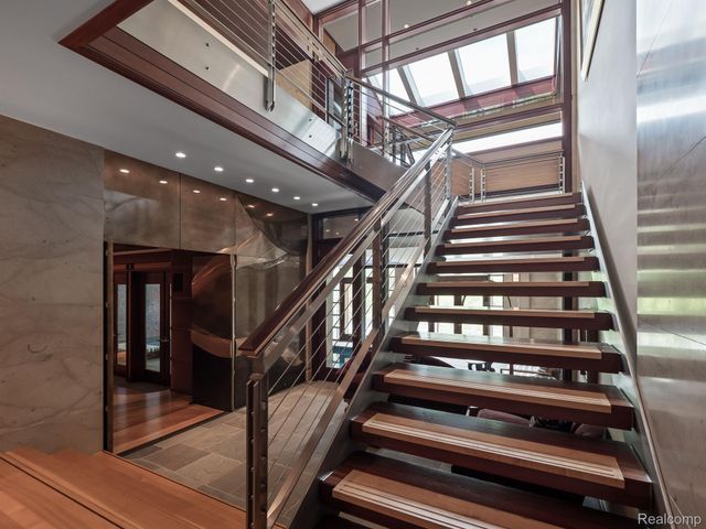 834 SOUTHFIELD Road, Birmingham, MI 48009