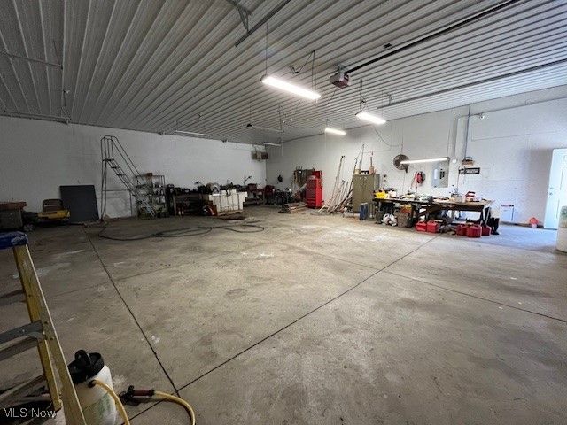 2065 Warren Avenue, Akron, OH 44320