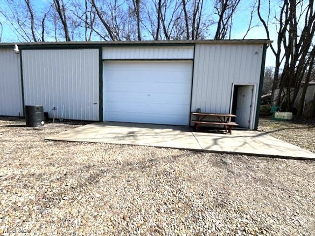 2065 Warren Avenue, Akron, OH 44320