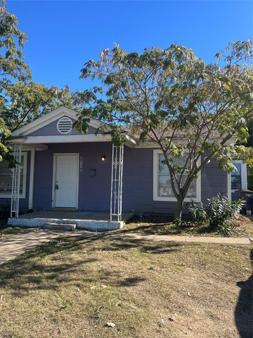 4113 Mccart Avenue, Fort Worth, TX 76115