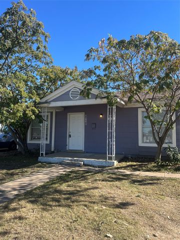 4113 Mccart Avenue, Fort Worth, TX 76115