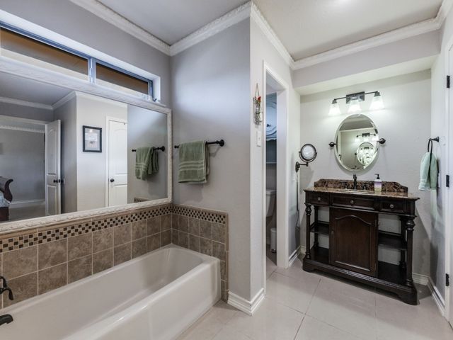 3410 Oxford Drive, Rowlett, TX 75088