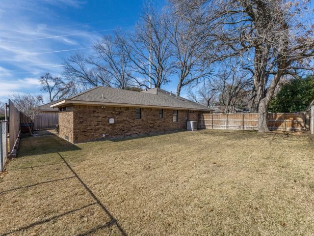 3410 Oxford Drive, Rowlett, TX 75088