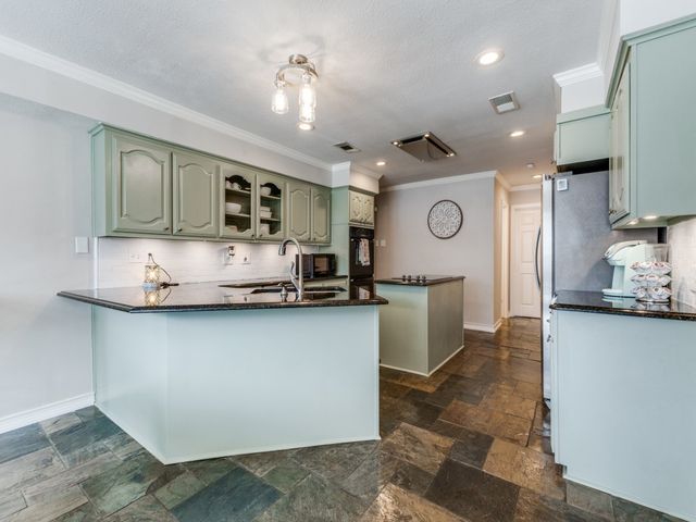 3410 Oxford Drive, Rowlett, TX 75088