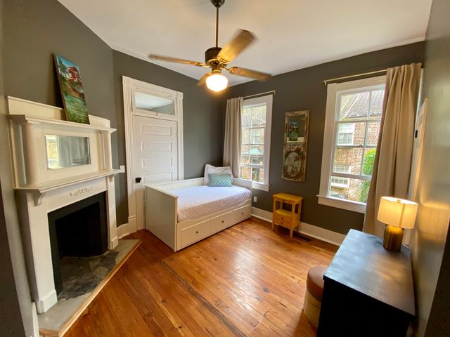 144 Queen Street Apt A, Charleston, SC 29401