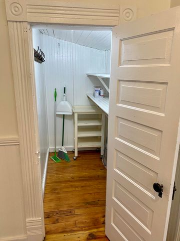 144 Queen Street Apt A, Charleston, SC 29401