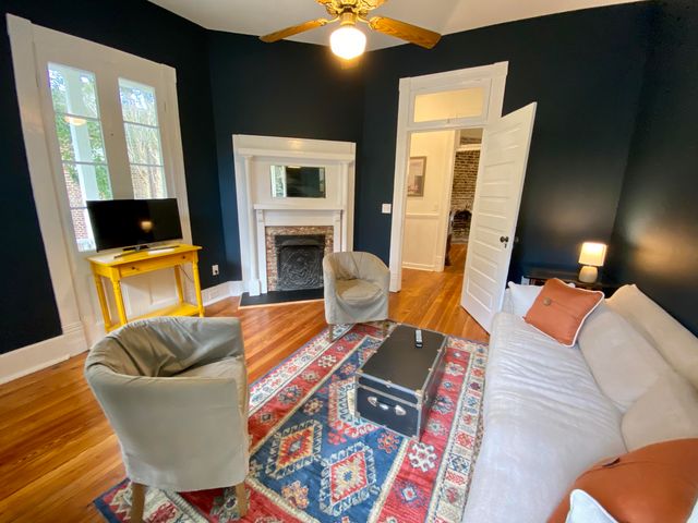 144 Queen Street Apt A, Charleston, SC 29401