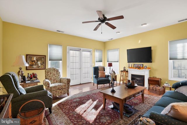 130 CHARLOTTE AVE, Federalsburg, MD 21632