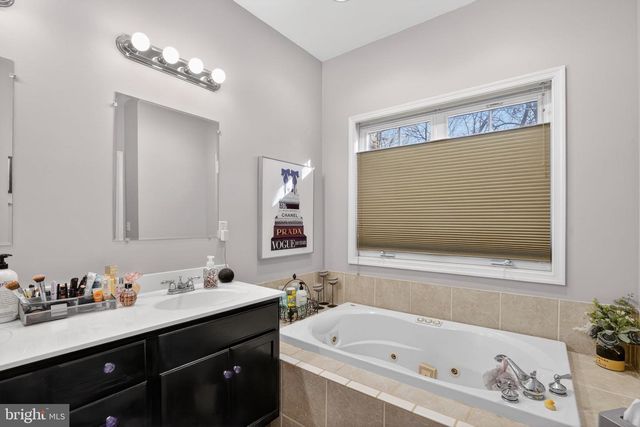 130 CHARLOTTE AVE, Federalsburg, MD 21632