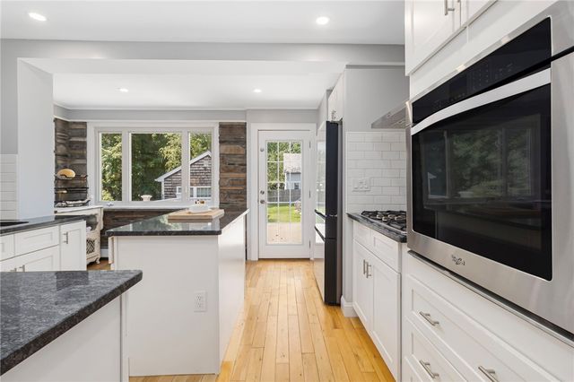 248 New Meadow Road, Barrington, RI 02806