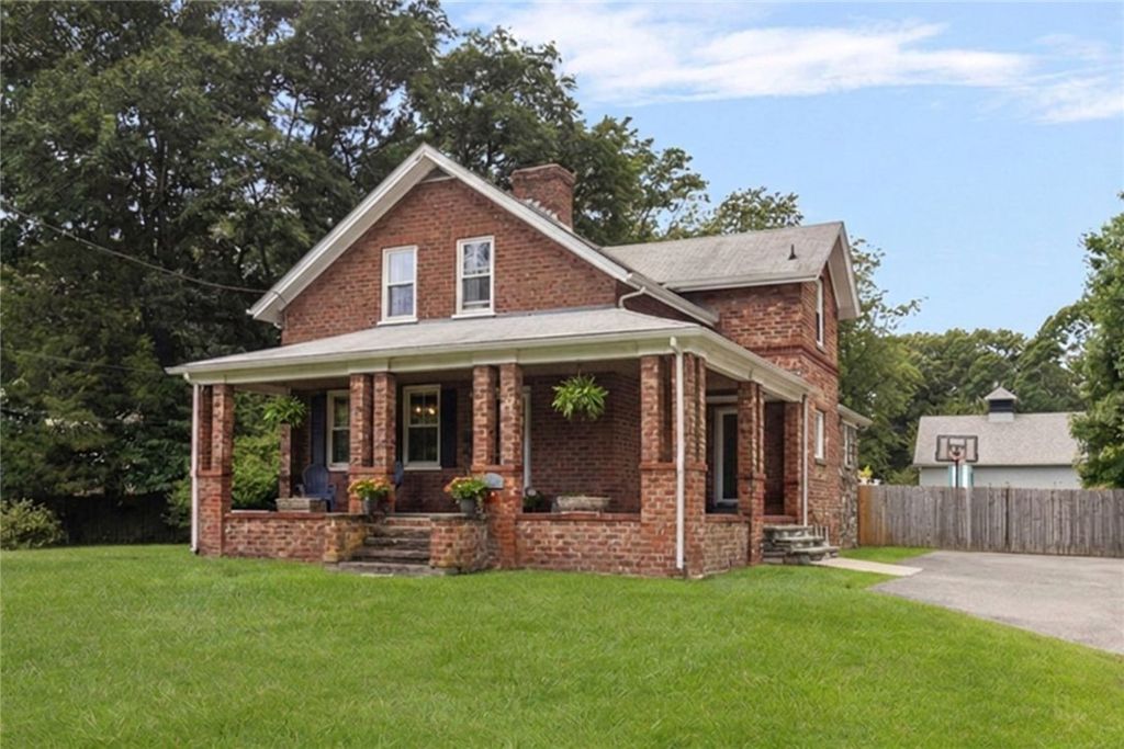 248 New Meadow Road, Barrington, RI 02806