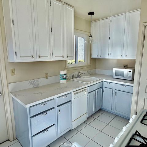 5653 E 2nd, Long Beach, CA 90803
