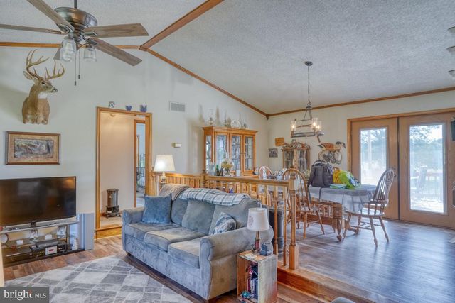 1729 TURKEY POINT RD, Felton, DE 19943