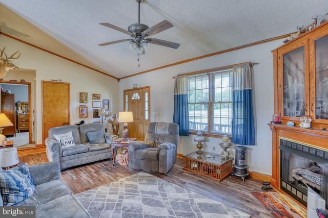 1729 TURKEY POINT RD, Felton, DE 19943
