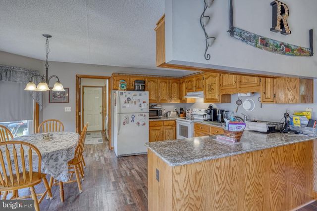 1729 TURKEY POINT RD, Felton, DE 19943