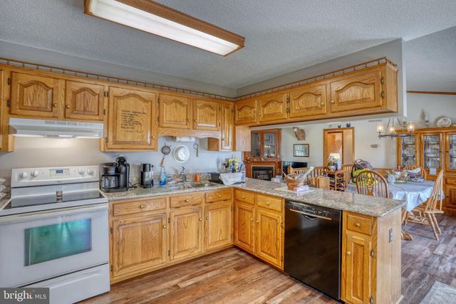 1729 TURKEY POINT RD, Felton, DE 19943