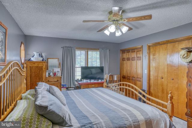 1729 TURKEY POINT RD, Felton, DE 19943