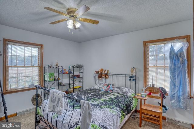 1729 TURKEY POINT RD, Felton, DE 19943