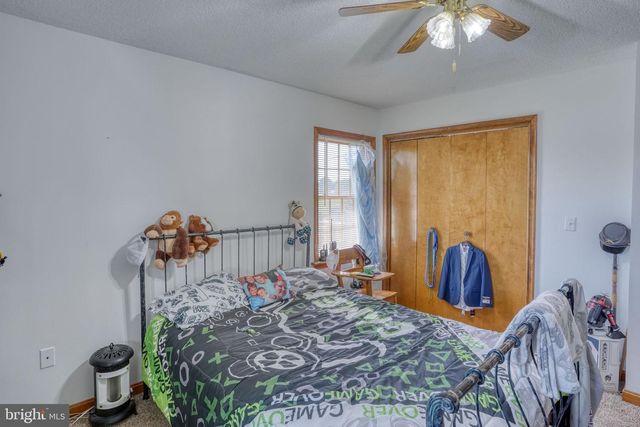 1729 TURKEY POINT RD, Felton, DE 19943