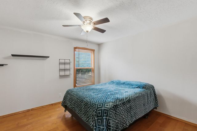 1181 Mesa Loop NW, Los Lunas, NM 87031