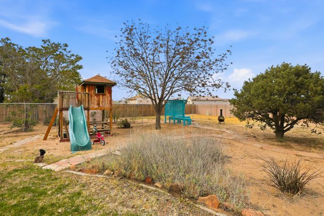 1181 Mesa Loop NW, Los Lunas, NM 87031