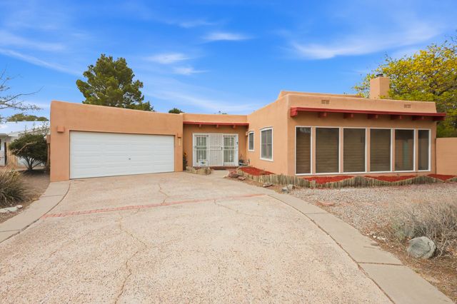 1181 Mesa Loop NW, Los Lunas, NM 87031