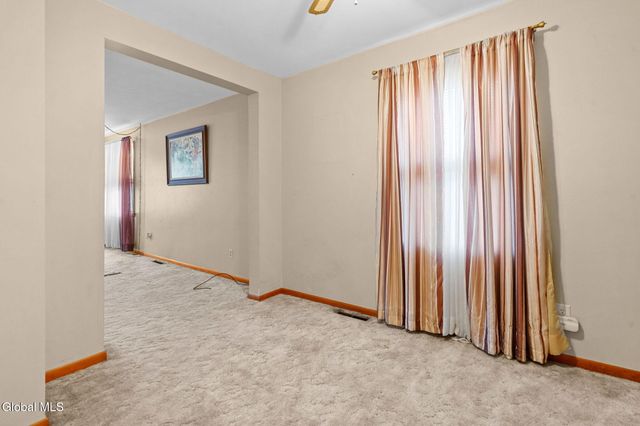 2606 Turner Avenue, Schenectady, NY 12306