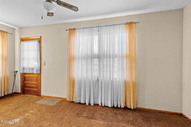 2606 Turner Avenue, Schenectady, NY 12306