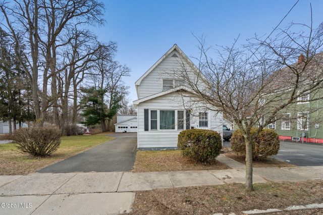 2606 Turner Avenue, Schenectady, NY 12306