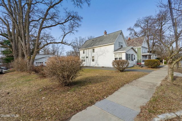 2606 Turner Avenue, Schenectady, NY 12306