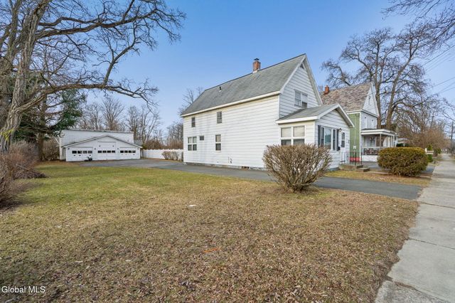 2606 Turner Avenue, Schenectady, NY 12306