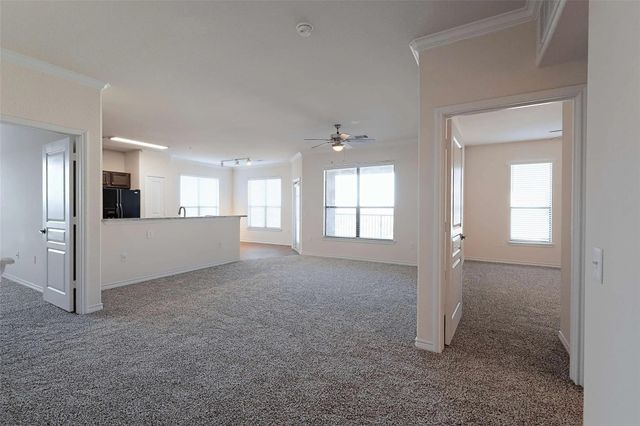 9900 Mcneil Drive 04202, Austin, TX 78750