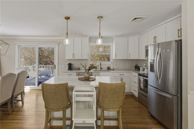 50 Briarwood Road, Cranston, RI 02920